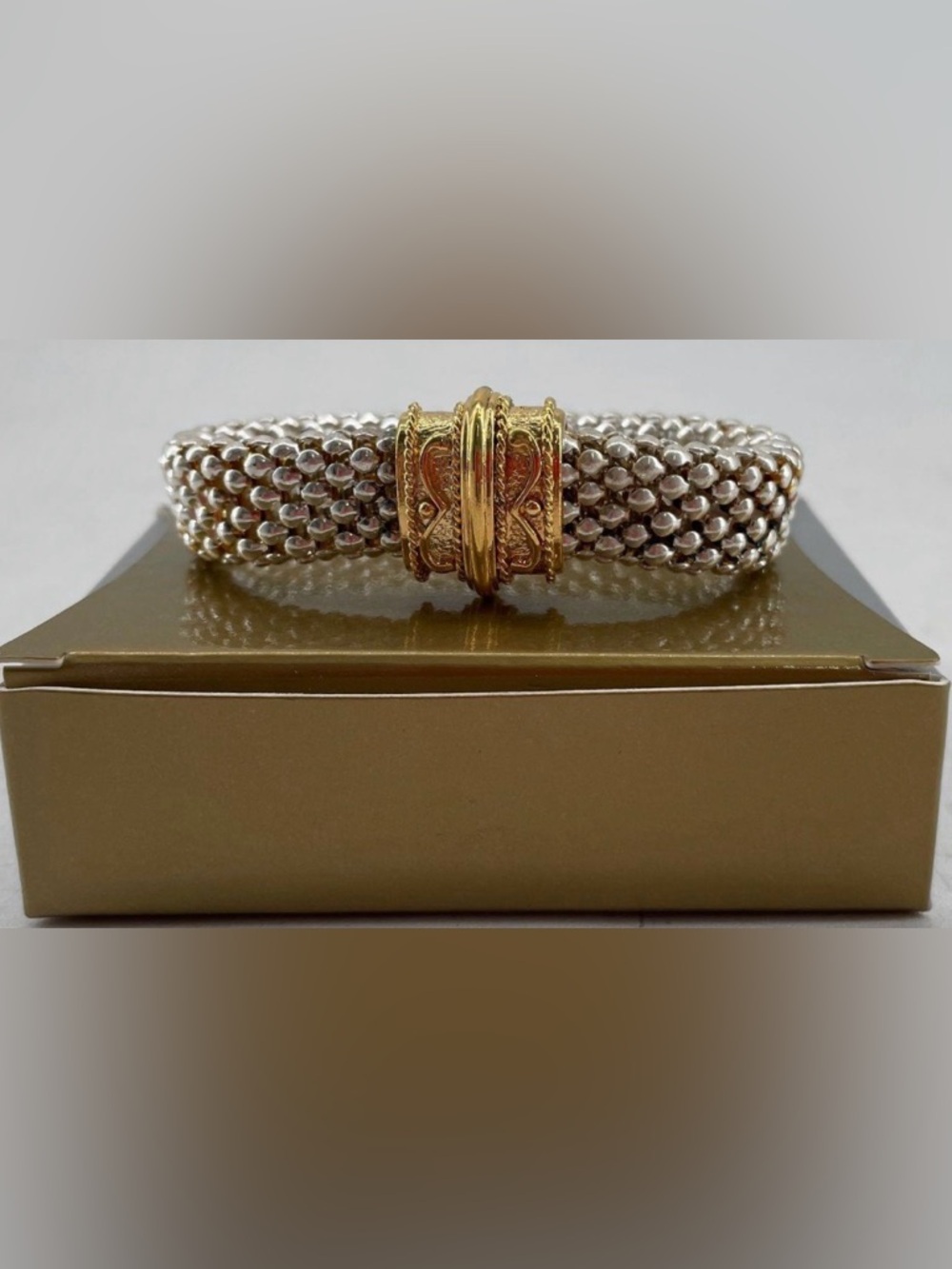 Vintage avon 1999 Popcorn Chain Bracelet w/ Magnetic Clasp IOB 7" No Call Outs